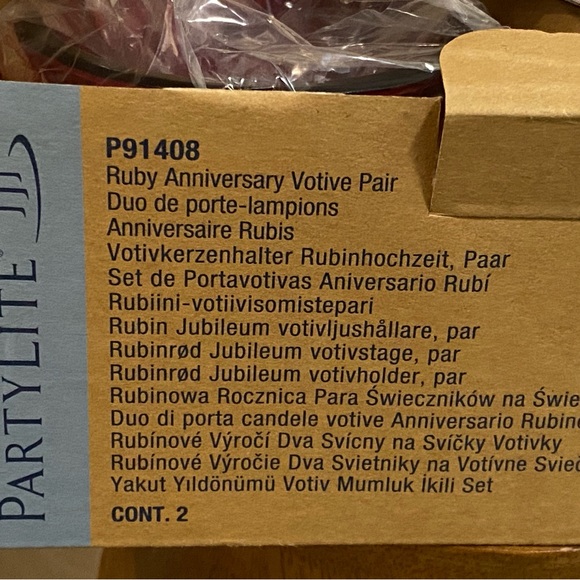 Pair of PartyLite Ruby Anniversary Votive/Tealight Holders - Picture 6 of 8